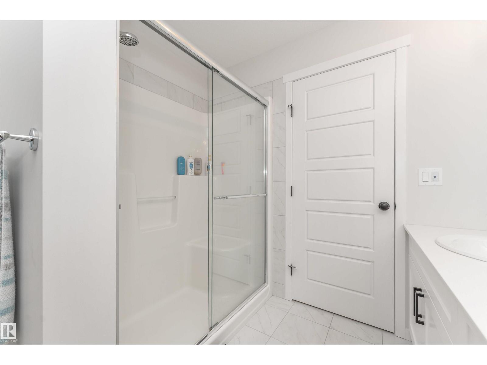 102 HORTON WY - 32