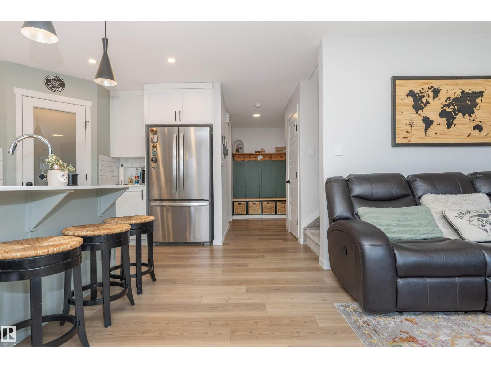 102 HORTON WY - 8