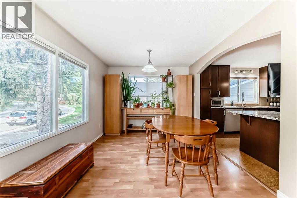 1319 104 Avenue SW - 6