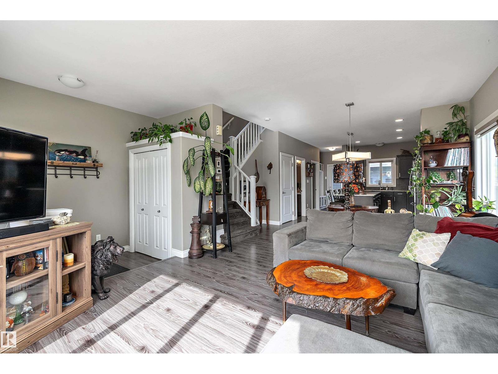 3417 WEIDLE WY SW - 4