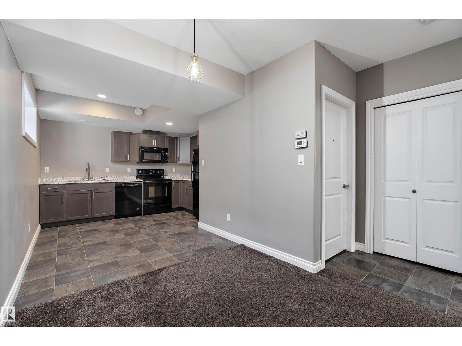 3417 WEIDLE WY SW - 32