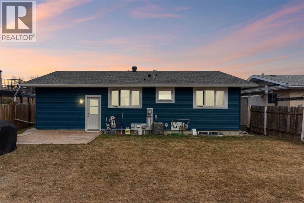 121 Demers Drive - 44