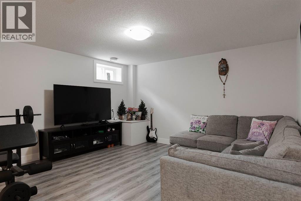 121 Demers Drive - 26