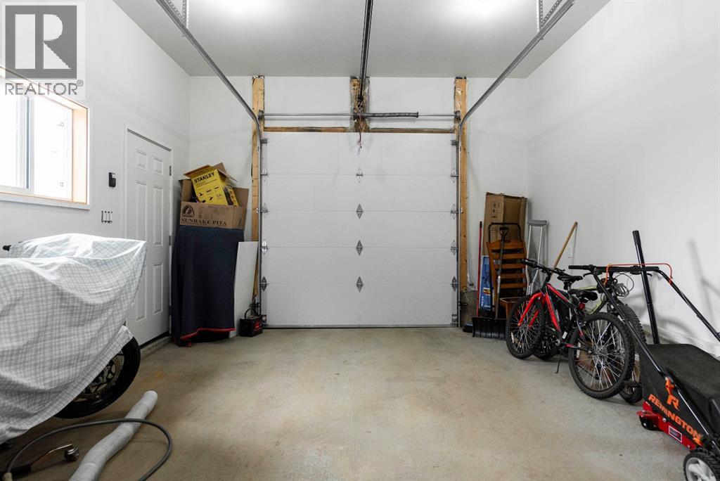 121 Demers Drive - 38