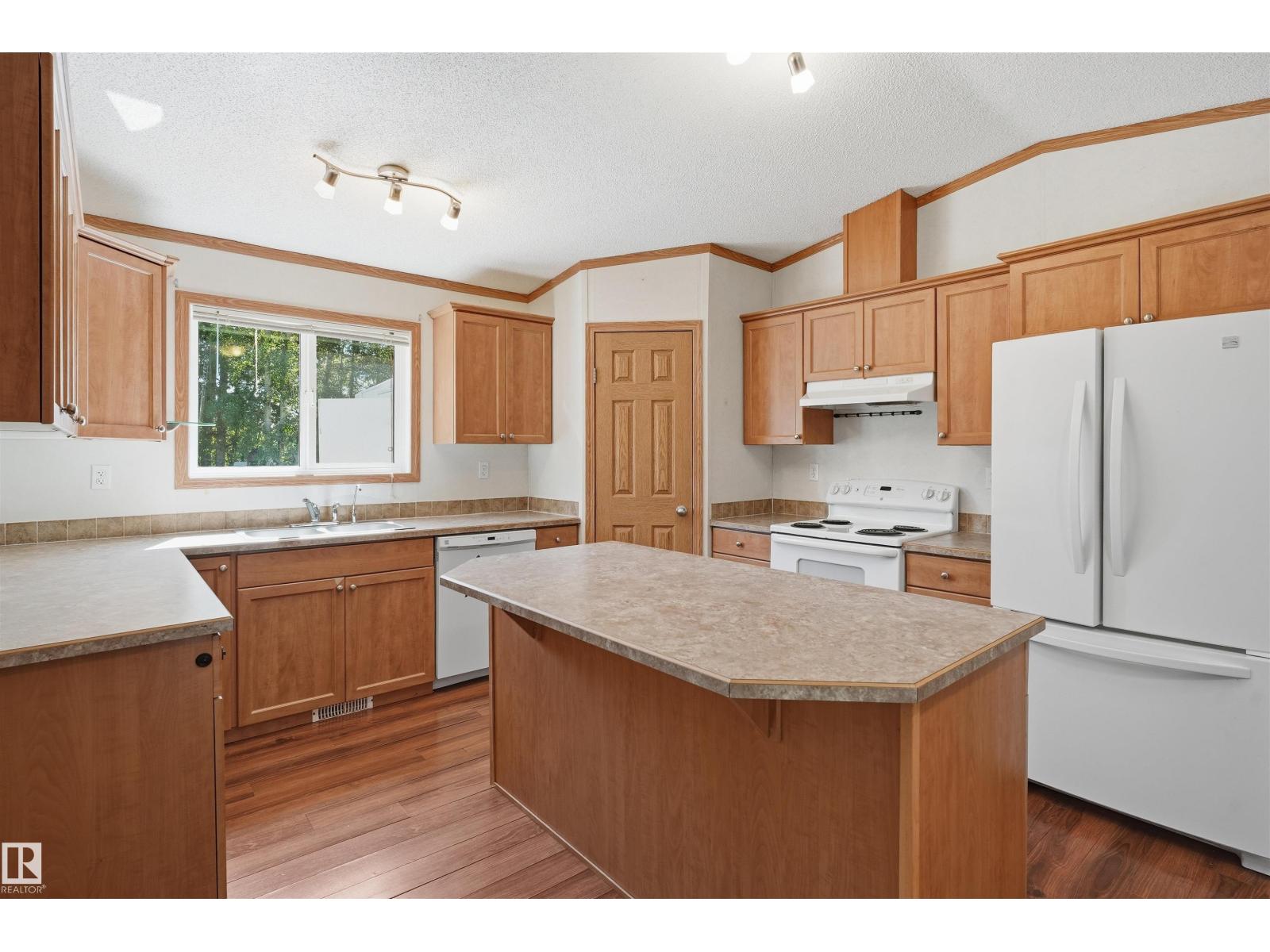 453020 RGE ROAD 274 - 5