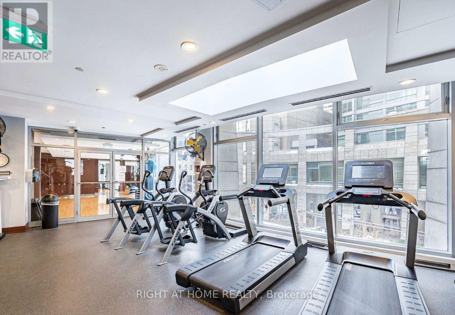 #2804 2181 YONGE STREET - 20