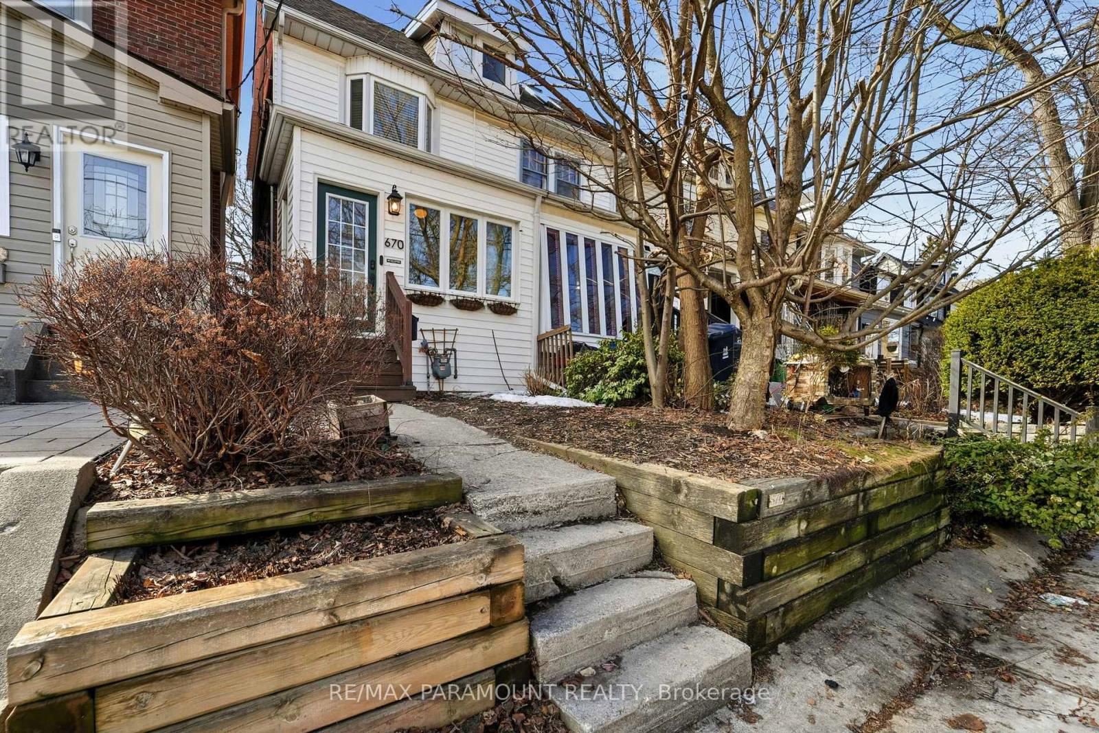 670 RHODES AVENUE - 1