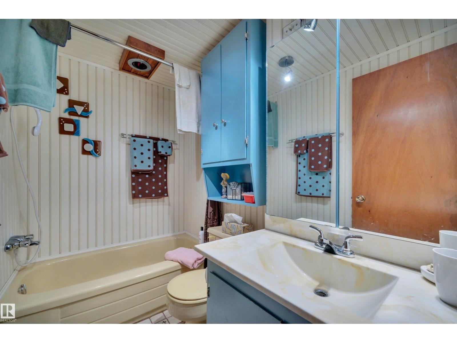 464044 RGE ROAD 270 - 26