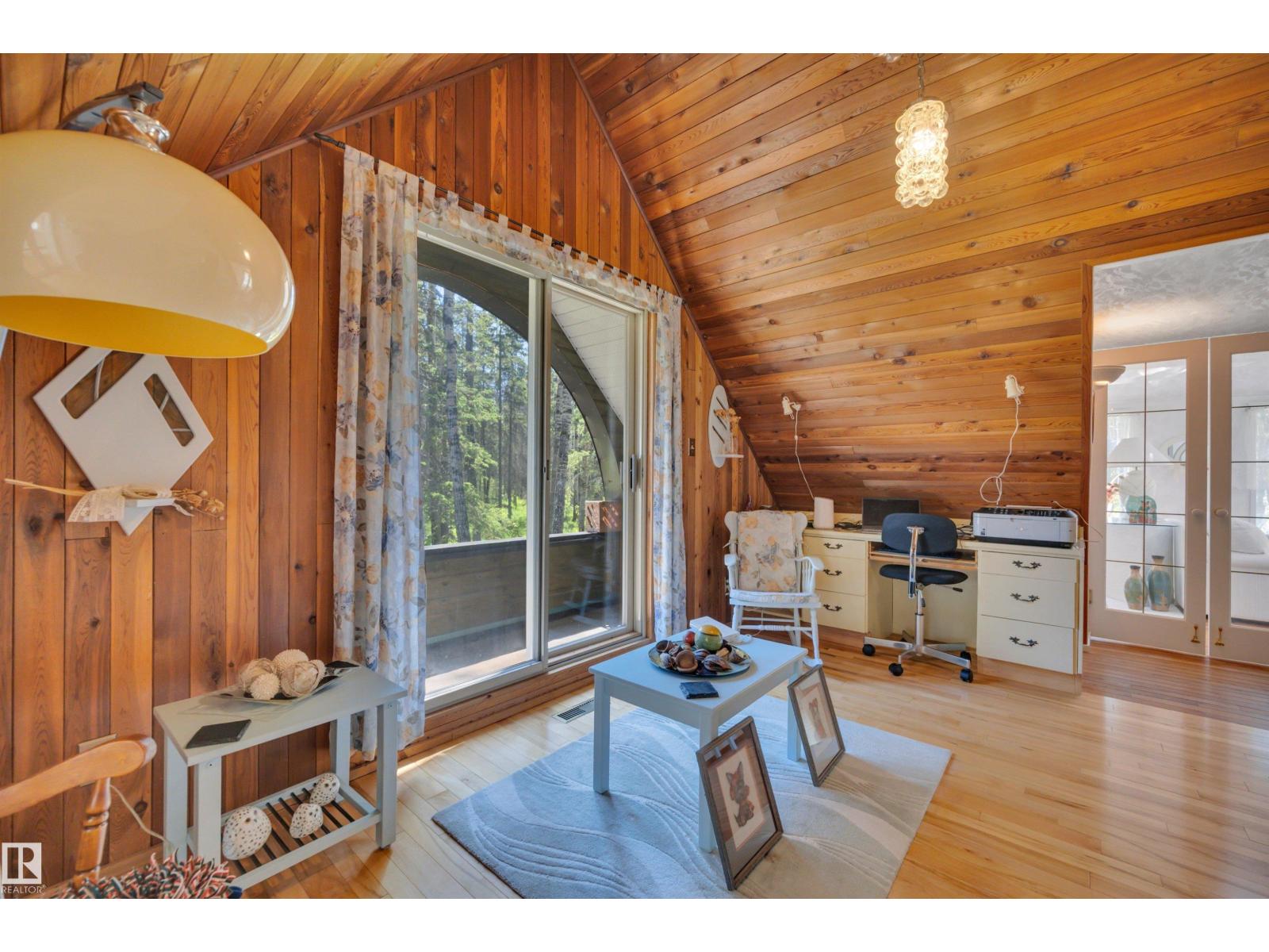 464044 RGE ROAD 270 - 30