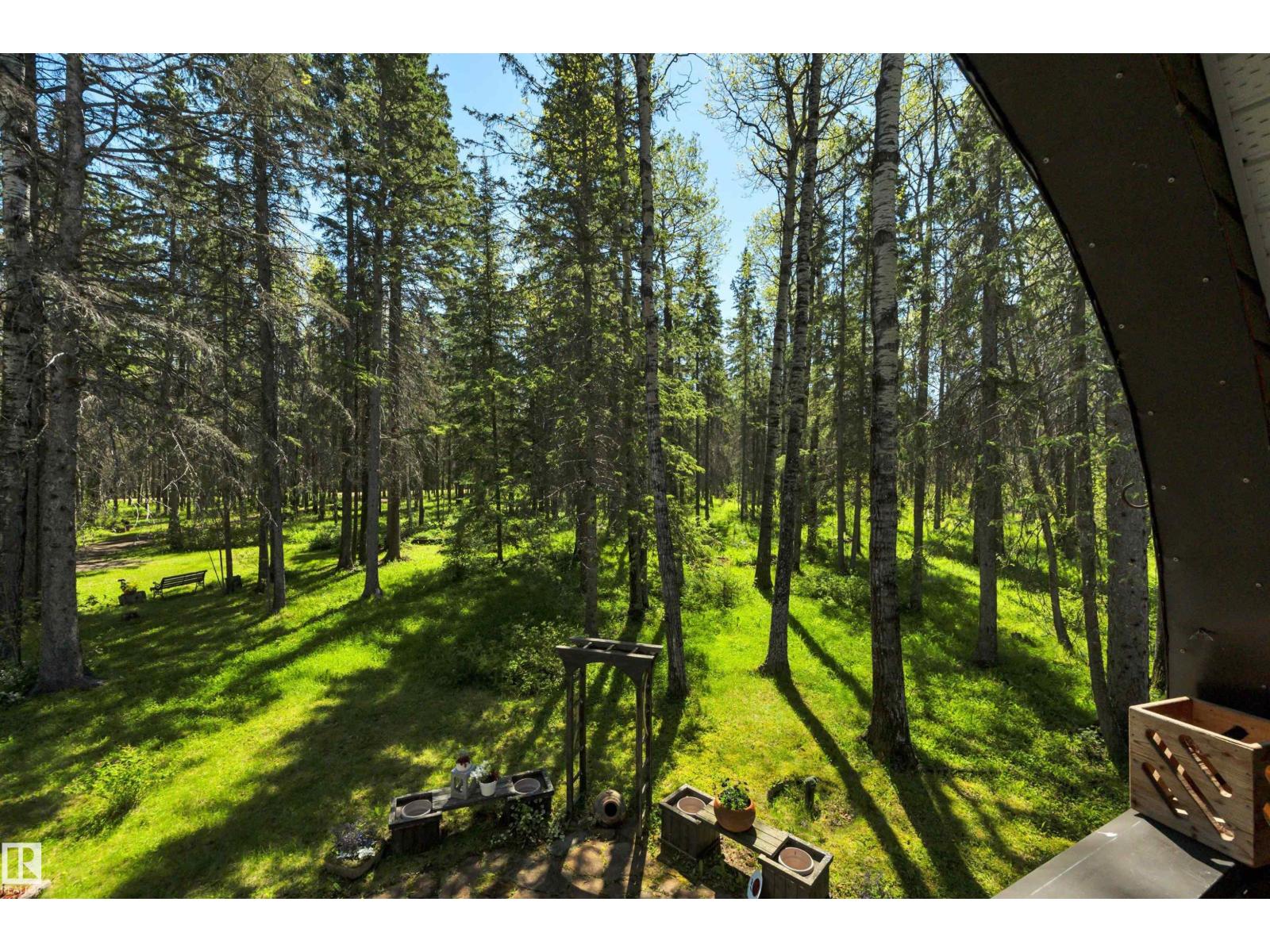 464044 RGE ROAD 270 - 32