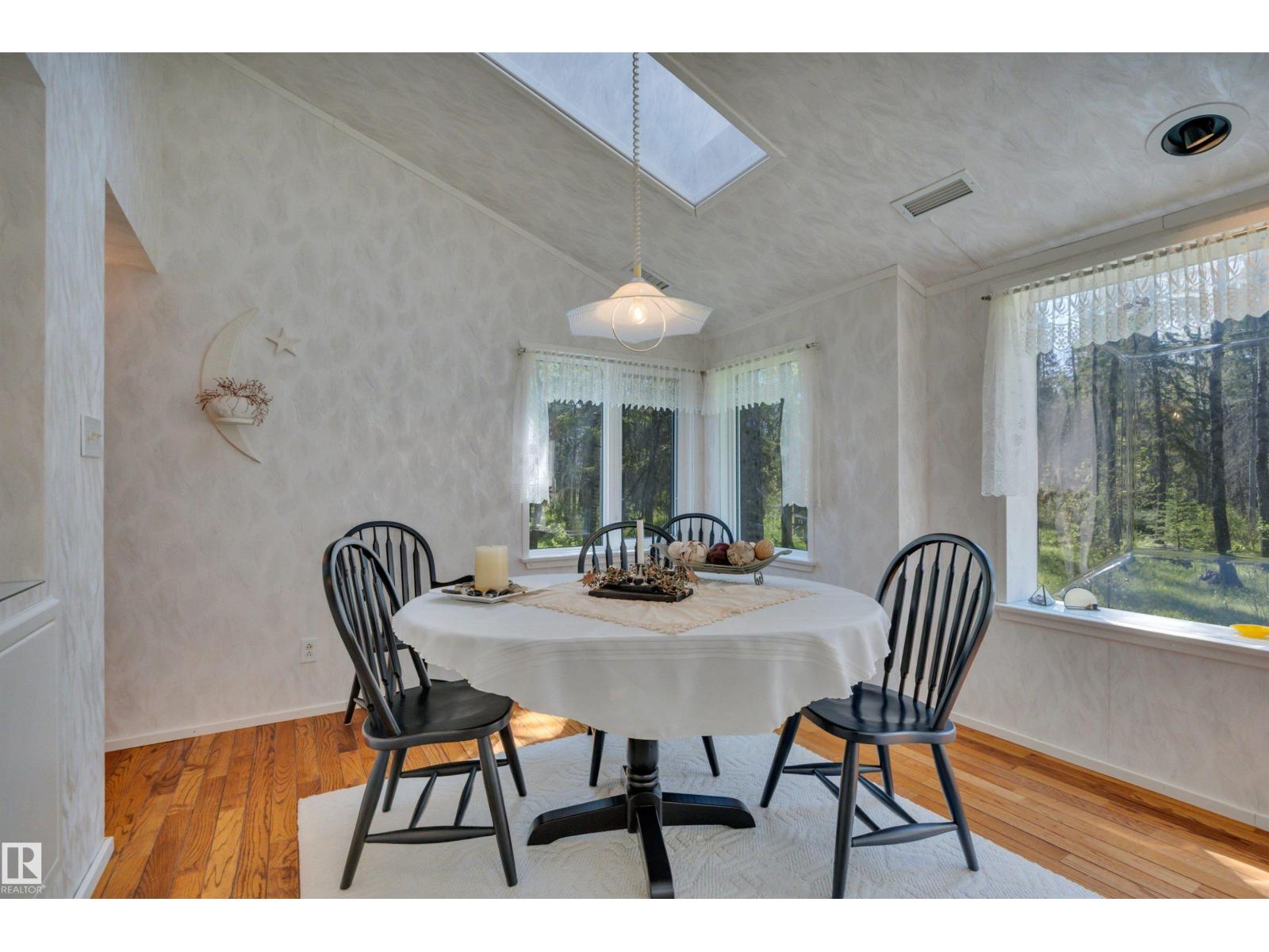 464044 RGE ROAD 270 - 48