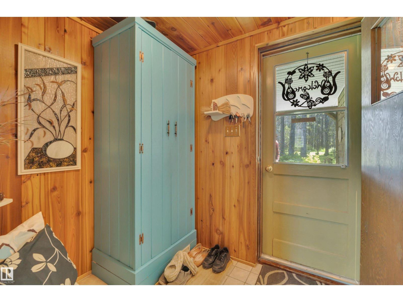 464044 RGE ROAD 270 - 8