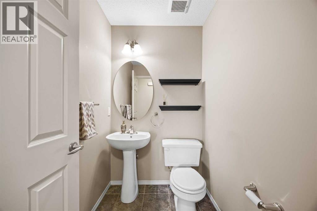 38 Westmount Way - 16