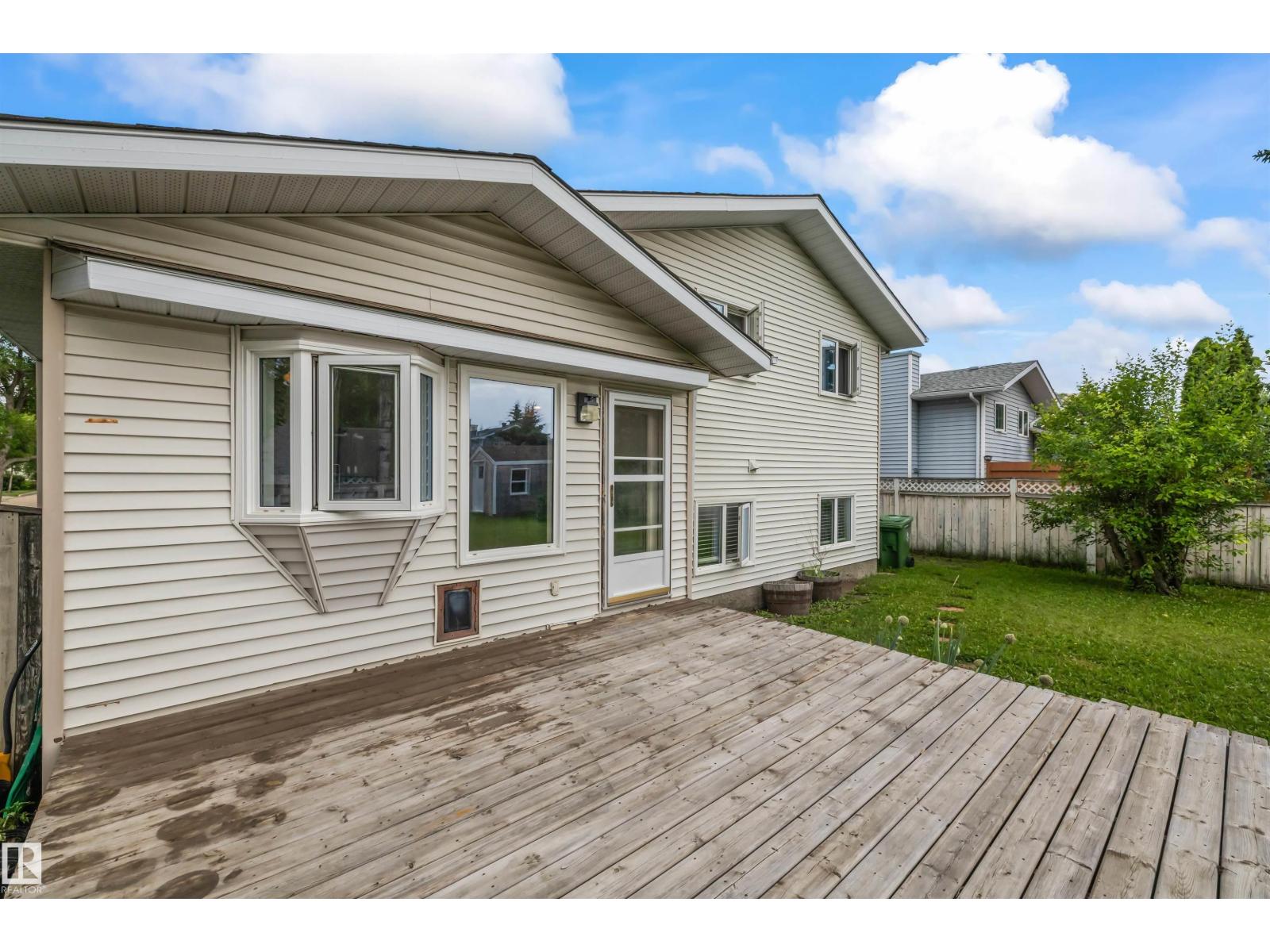 26 WESTPARK WY — photo 34