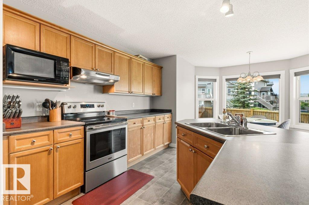 27 SPRUCE RIDGE DR — photo 9
