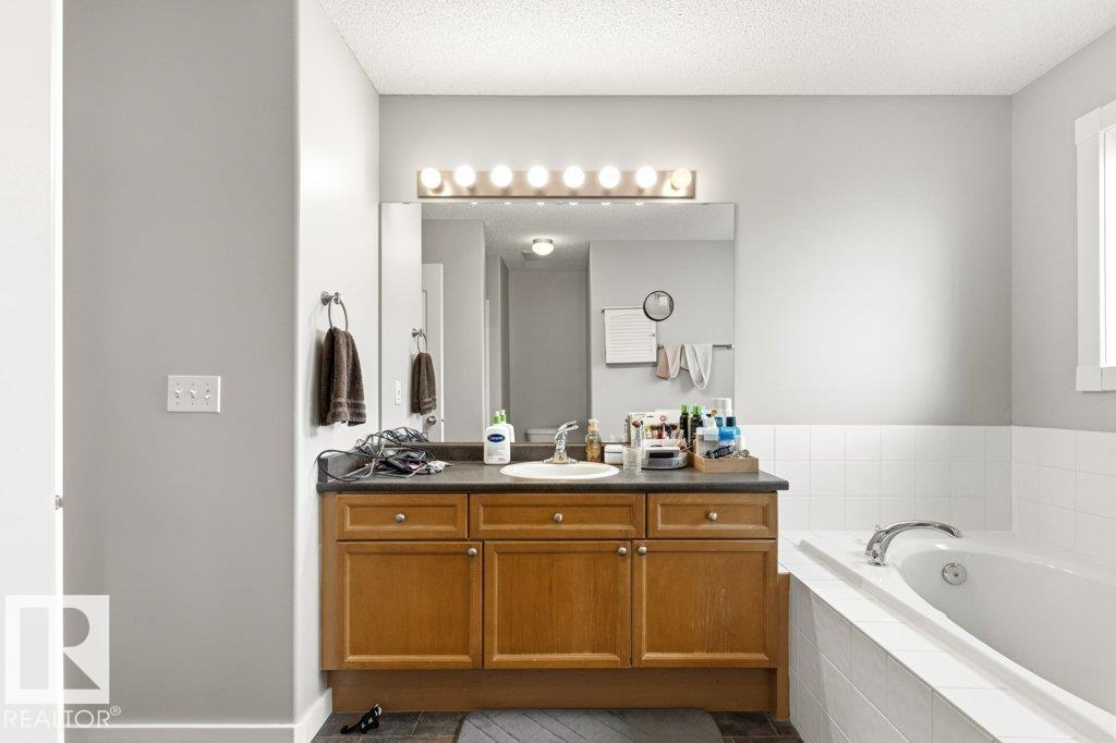 27 SPRUCE RIDGE DR — photo 19