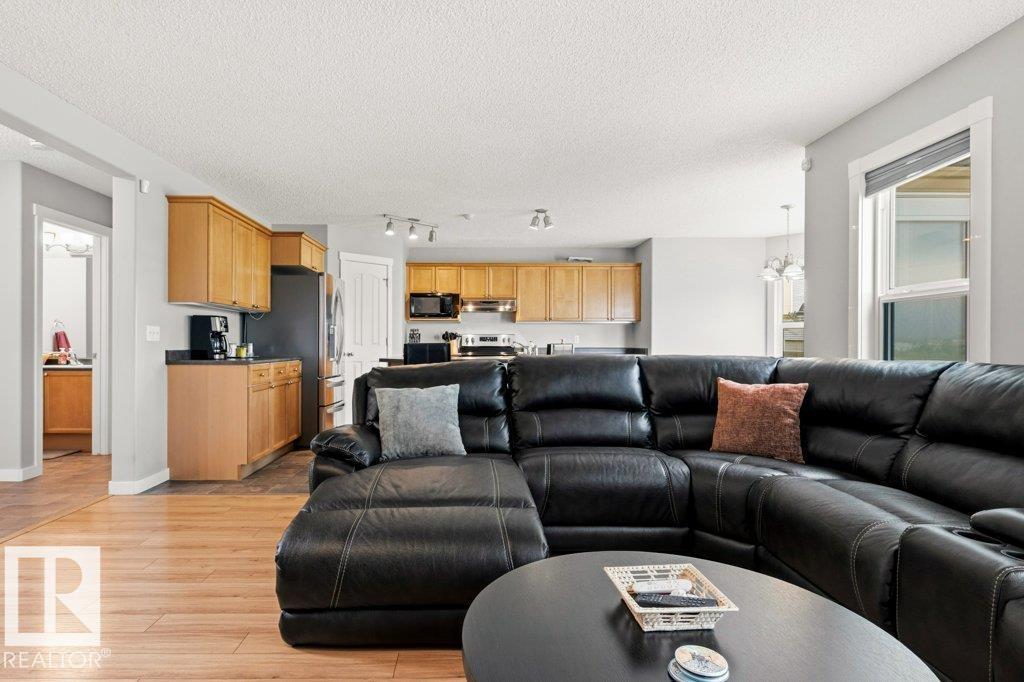 27 SPRUCE RIDGE DR — photo 6