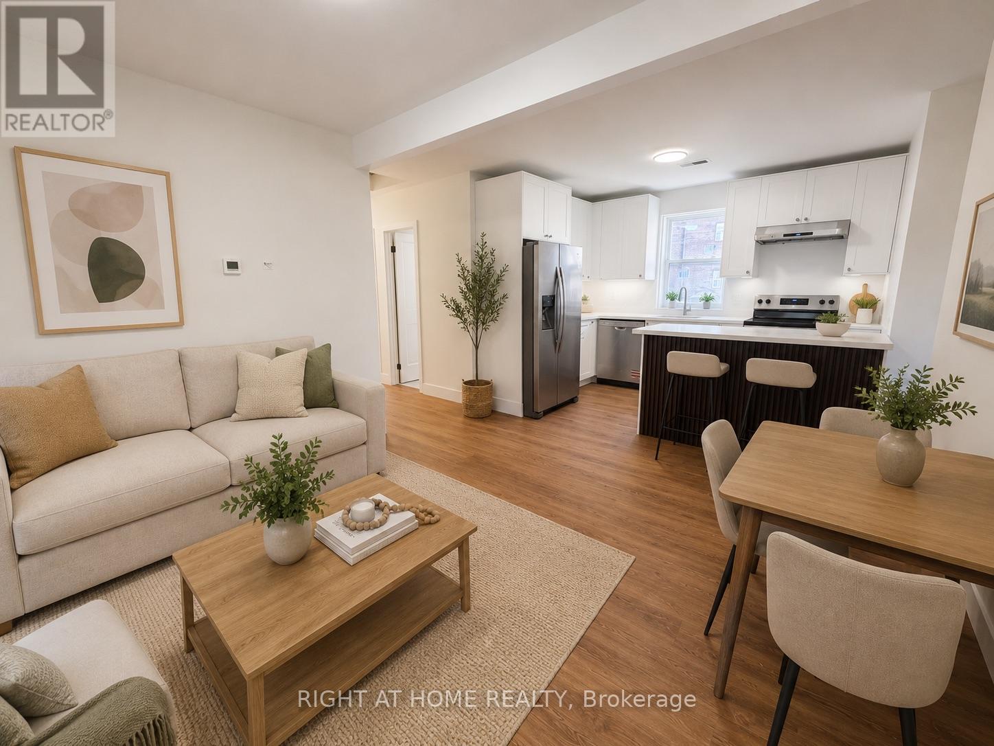Photo of 300 South Kingsway