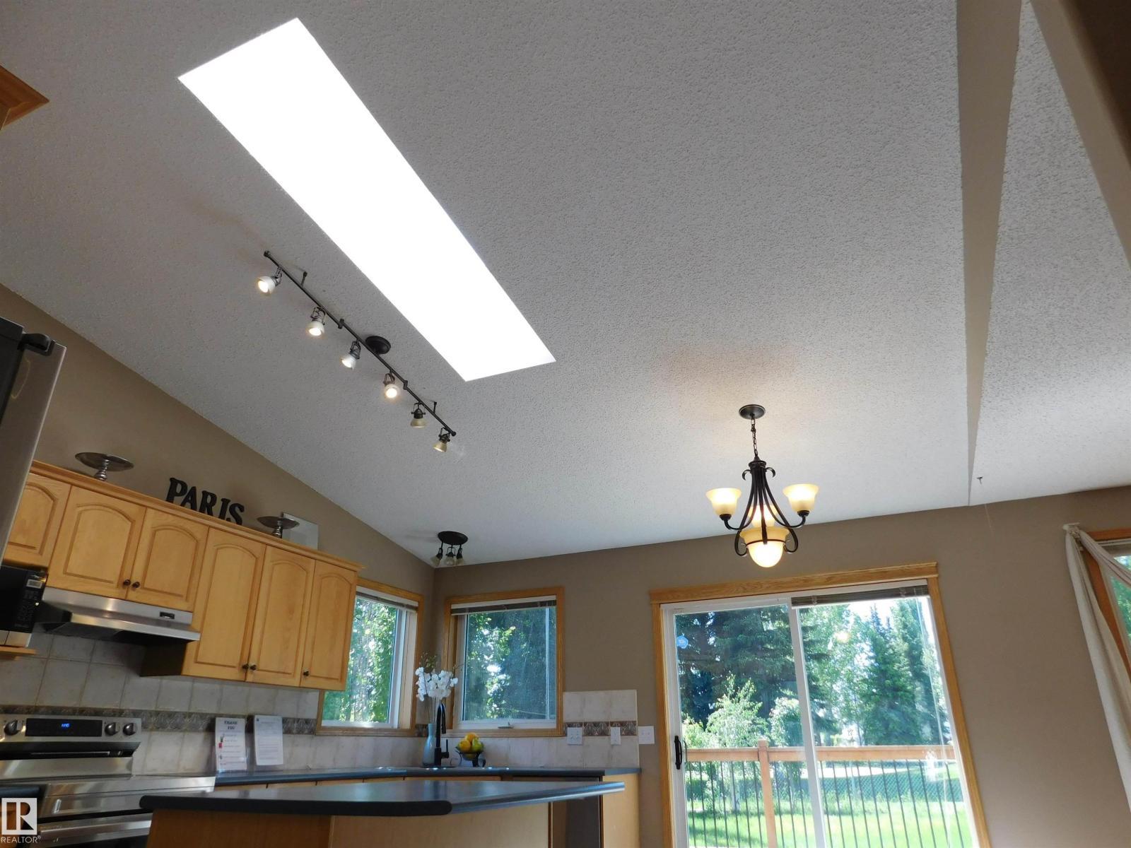 2255 BRENNAN CO NW NW - 17