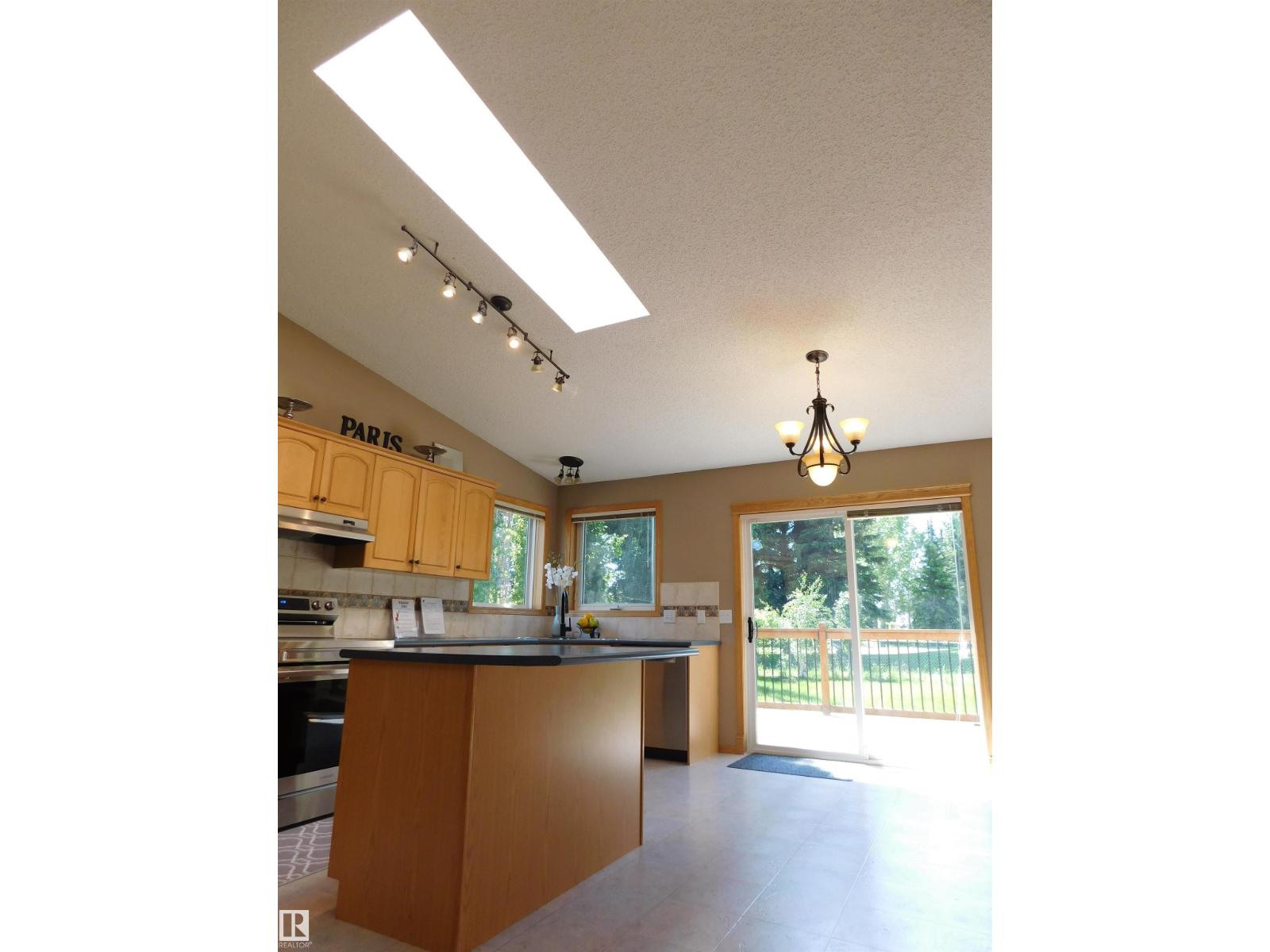 2255 BRENNAN CO NW NW - 18