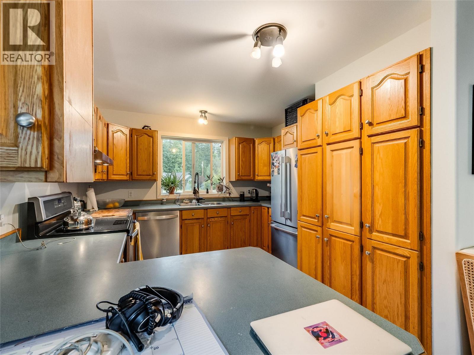2706 Jacks Crescent - 9