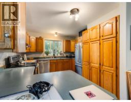 Primary Bedroom - 2706 Jacks Crescent, South Slocan, BC V0G2G1 Photo 9