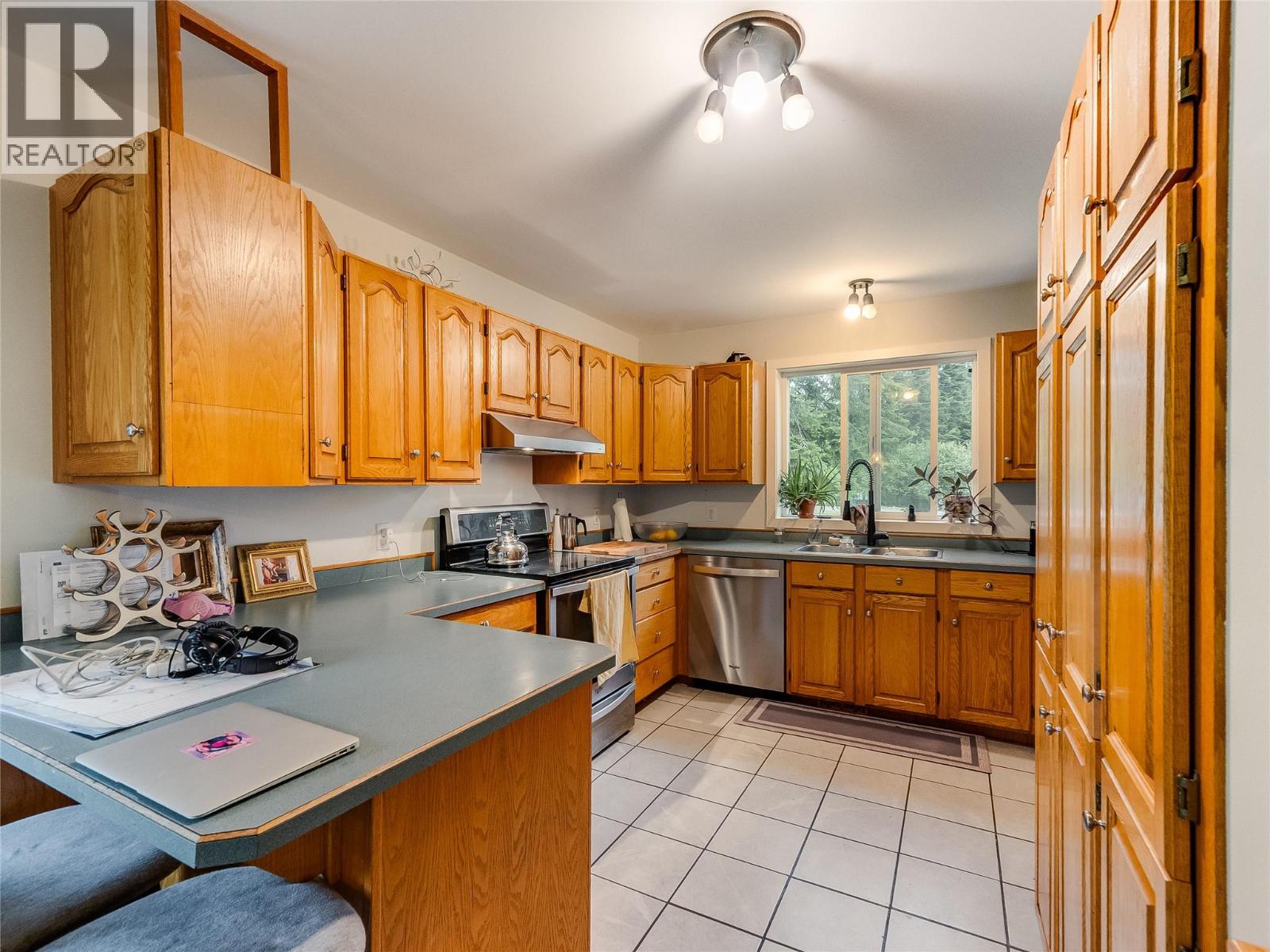 2706 Jacks Crescent - 7