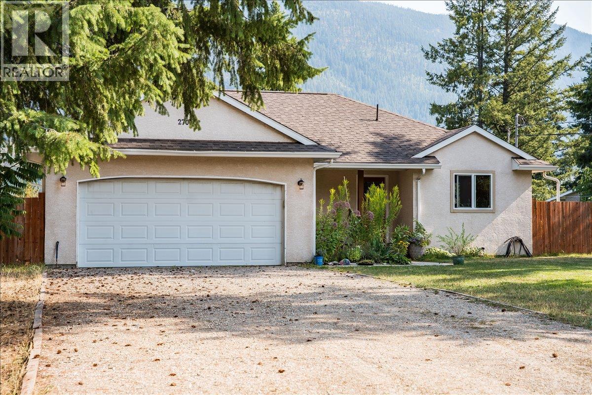 2706 Jacks Crescent - 2
