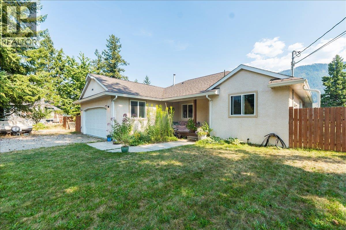 2706 Jacks Crescent - 4