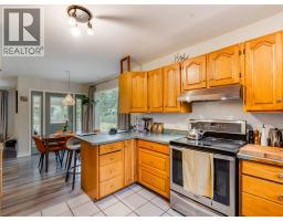Full bathroom - 2706 Jacks Crescent, South Slocan, BC V0G2G1 Photo 10