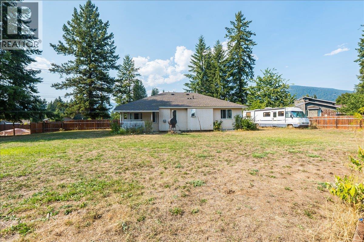 2706 Jacks Crescent - 46