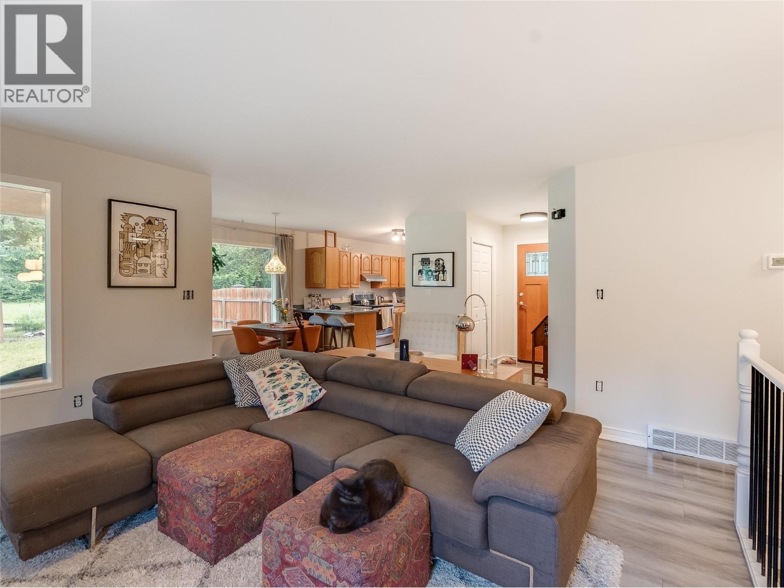 2706 Jacks Crescent - 23