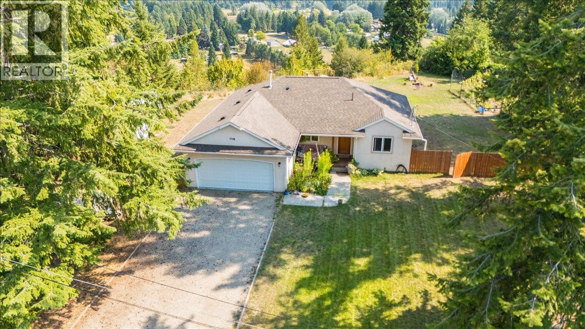 2706 Jacks Crescent - 72