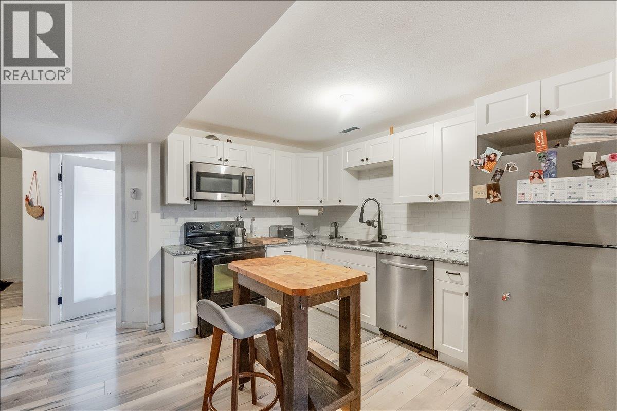 2706 Jacks Crescent - 61