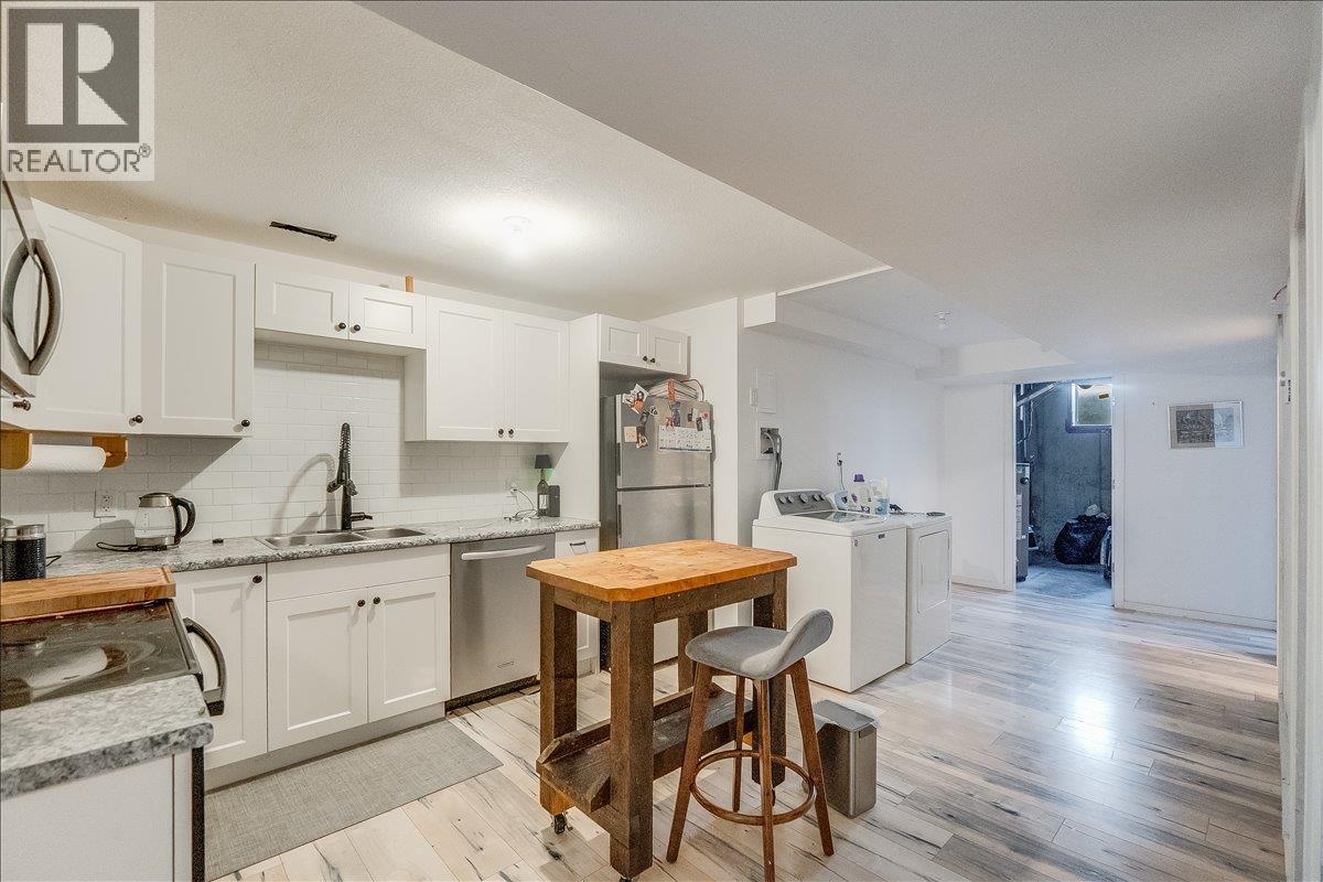 2706 Jacks Crescent - 59