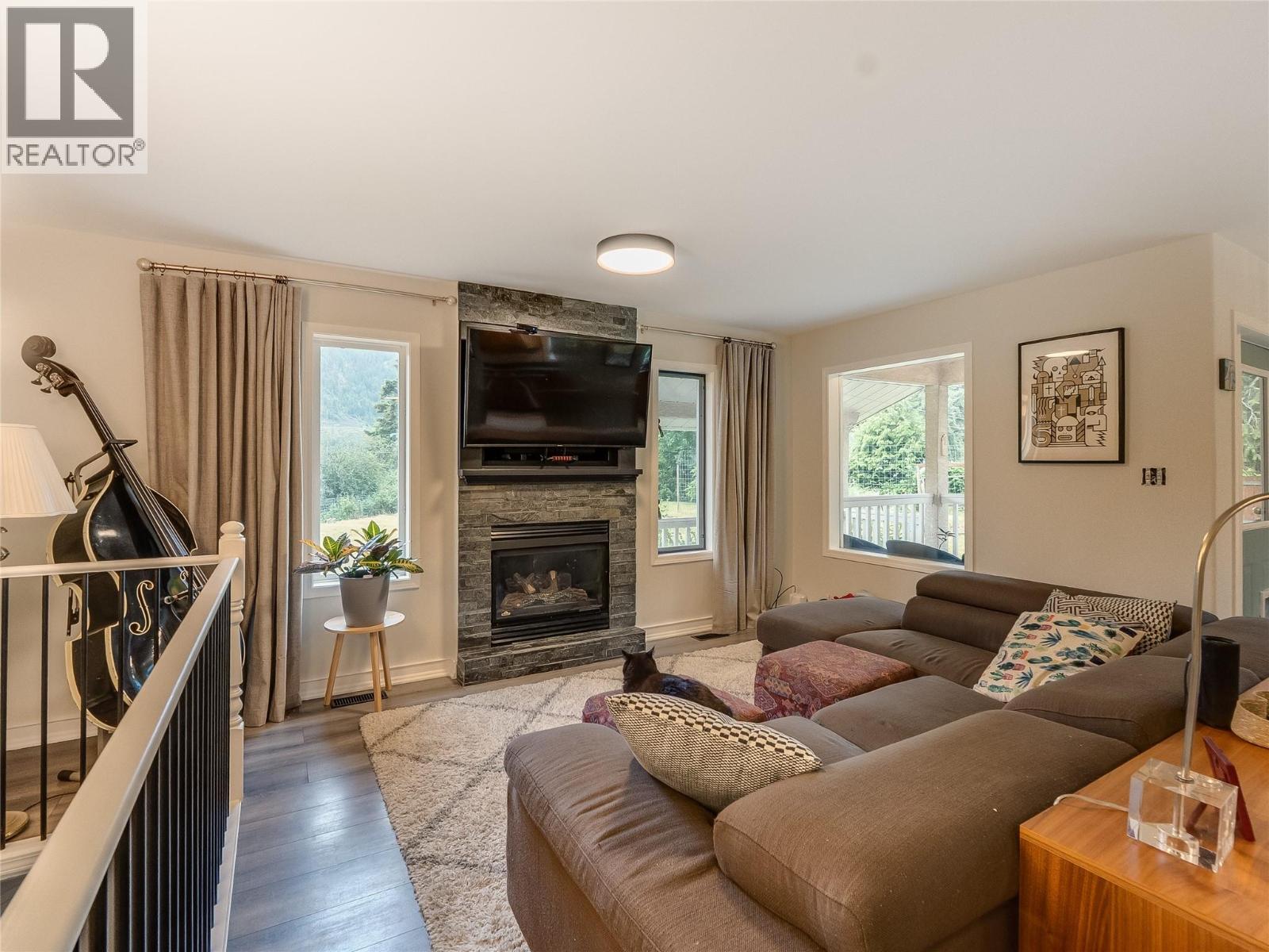 2706 Jacks Crescent - 22