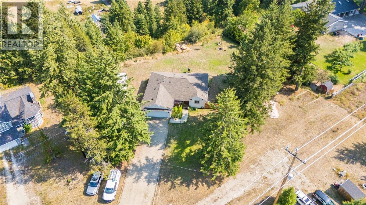 2706 Jacks Crescent - 64
