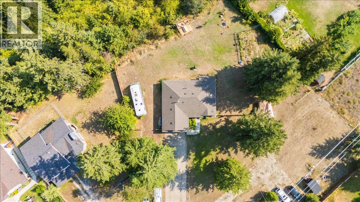 2706 Jacks Crescent - 62