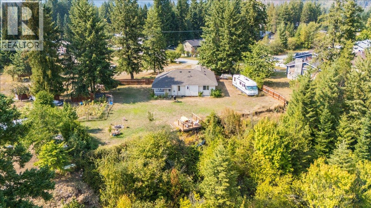 2706 Jacks Crescent - 67