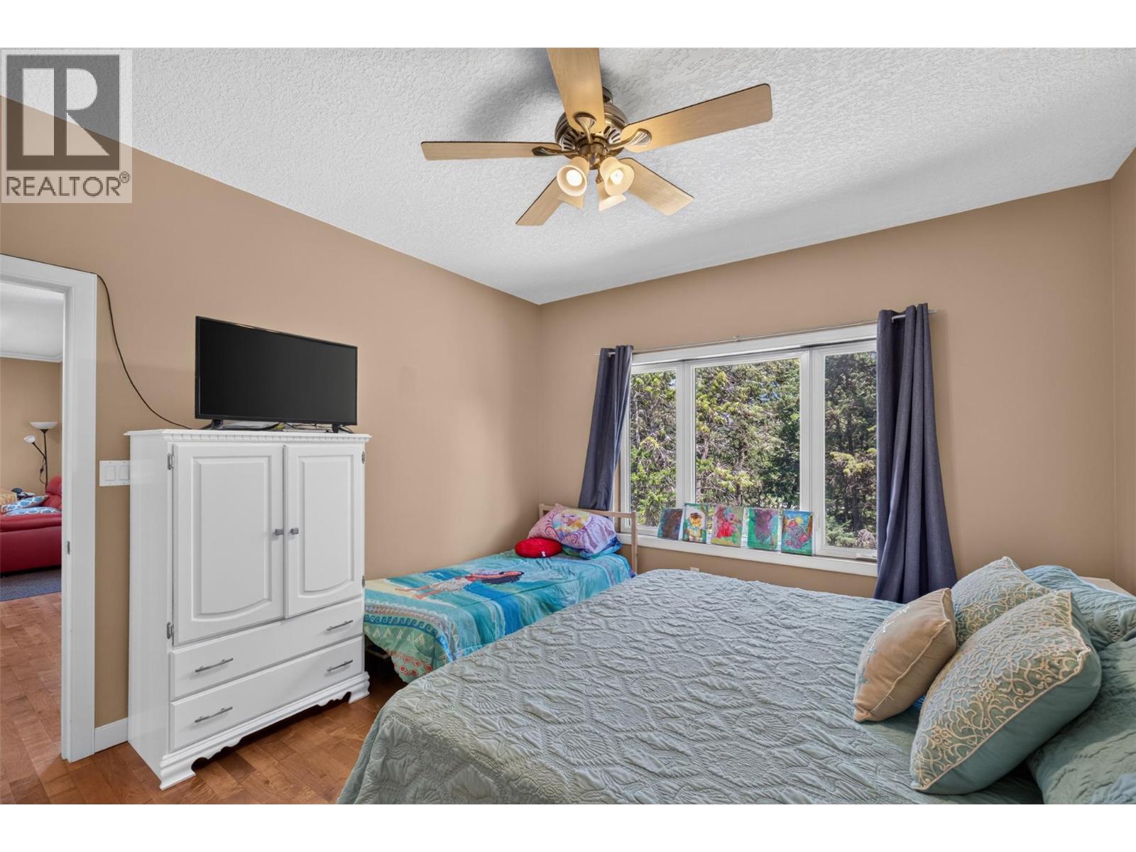 6876 Columbia Ridge Drive, Fairmont Hot Springs