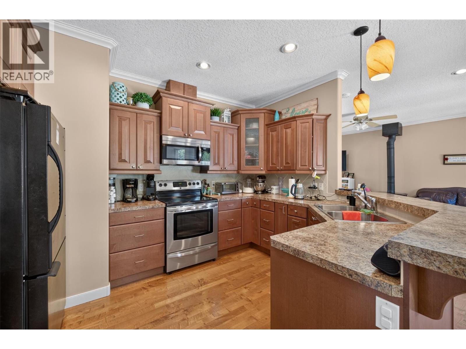 6876 Columbia Ridge Drive, Fairmont Hot Springs