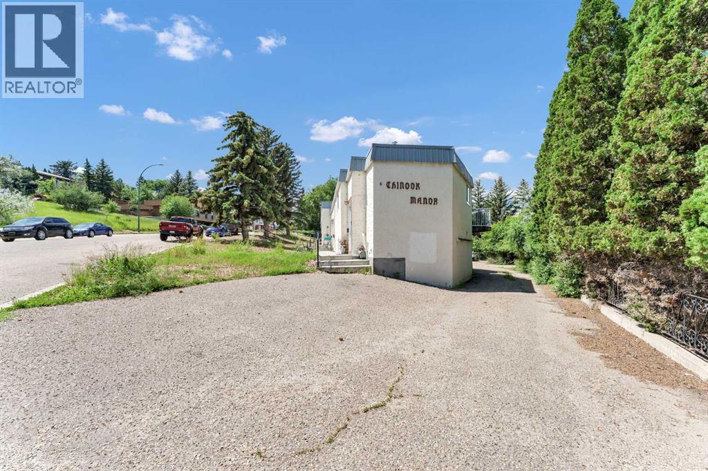 #5 6 Chinook Drive SW - 3