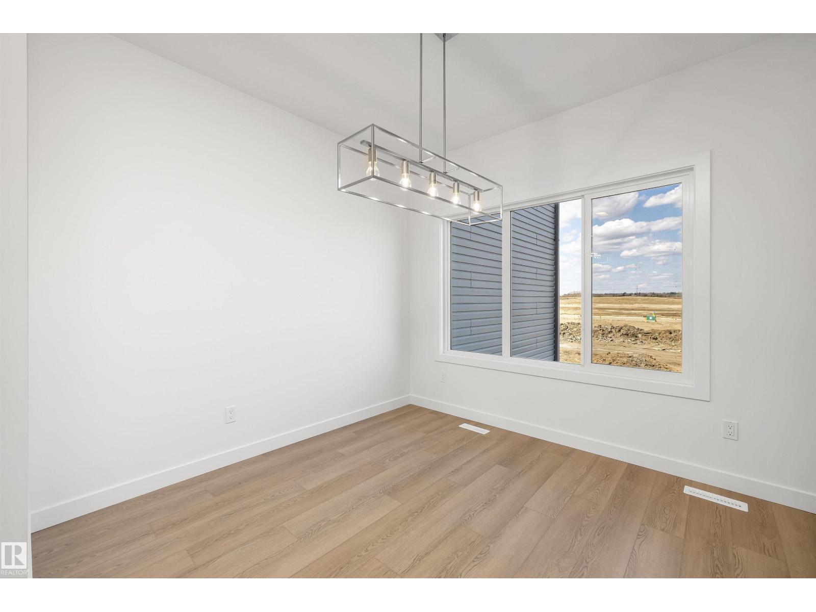 618 176 AV NE - 14