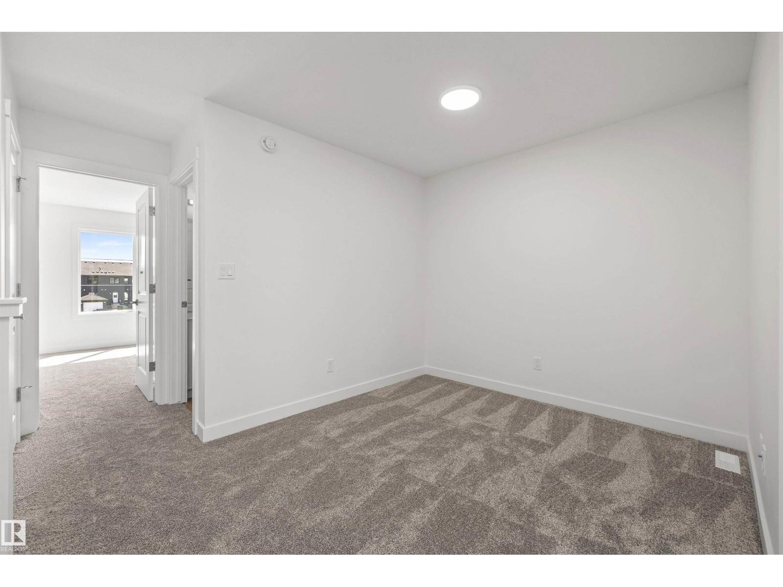 618 176 AV NE - 18