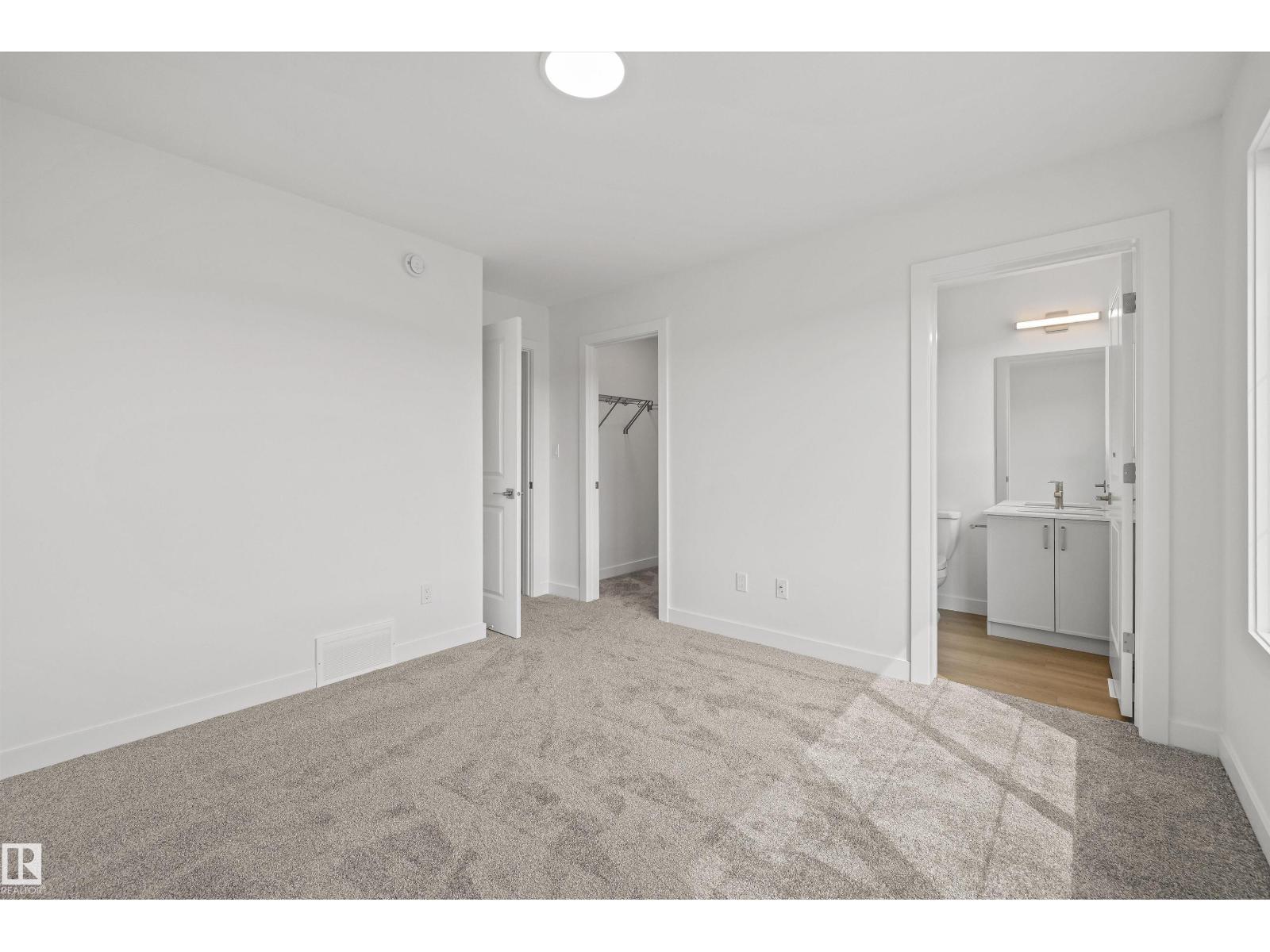 618 176 AV NE - 30