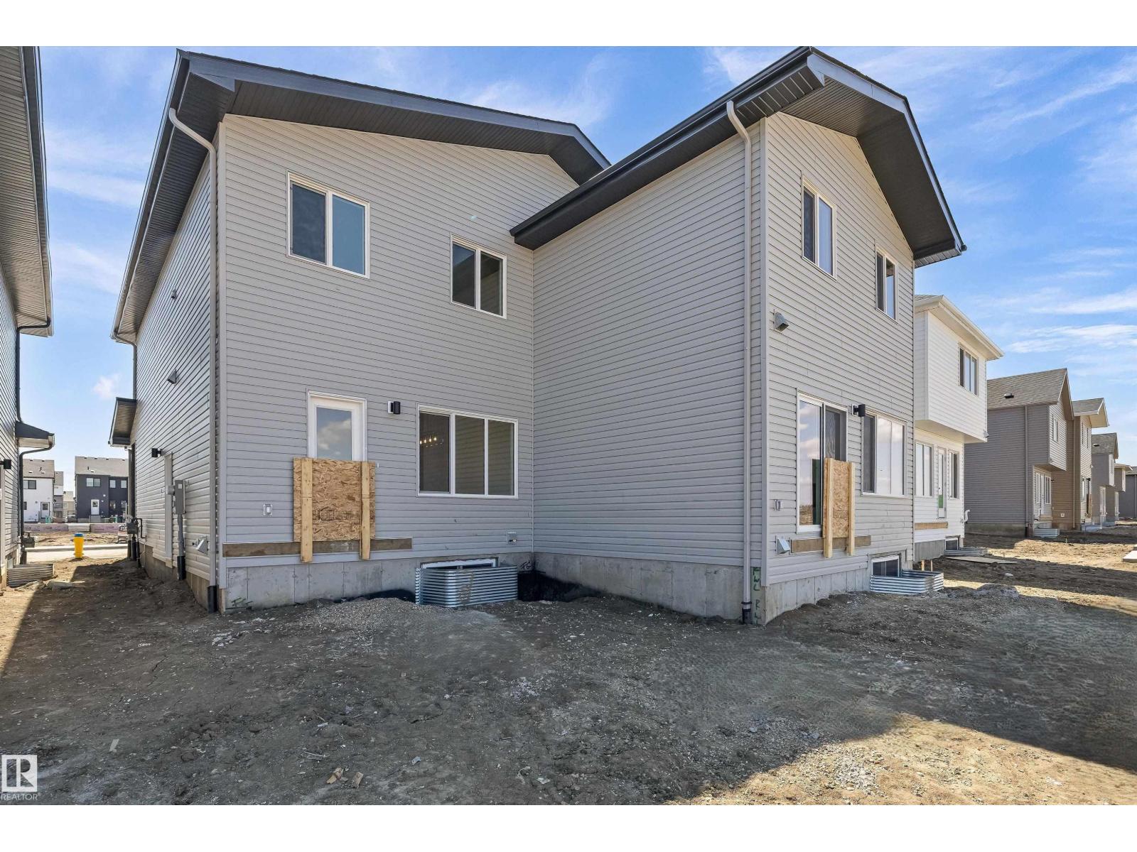 618 176 AV NE - 37