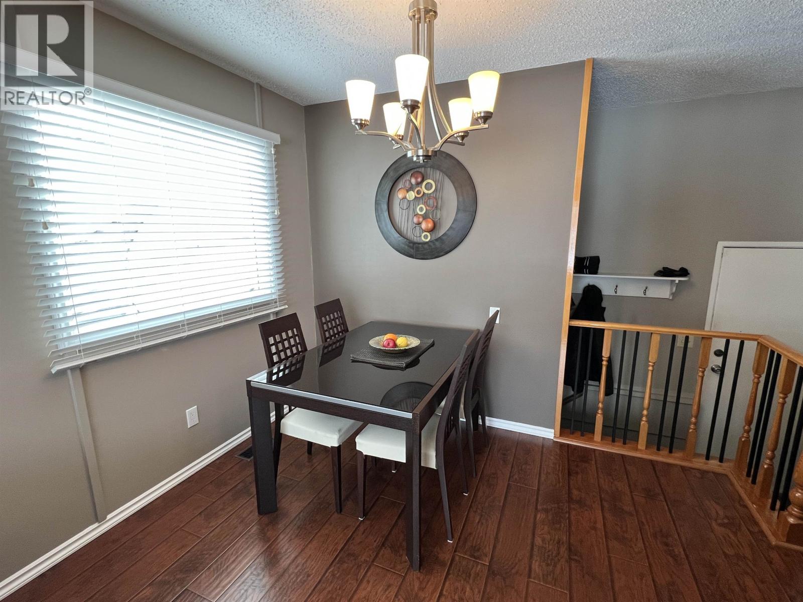 4815 SPRUCE AVENUE - 10
