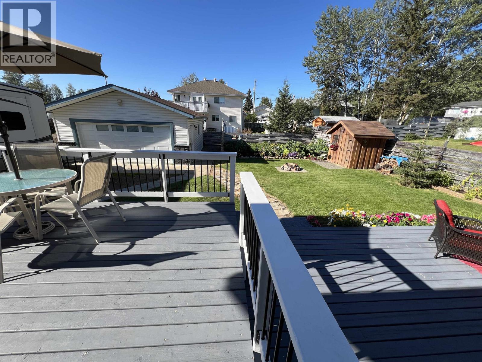 4815 SPRUCE AVENUE - 34