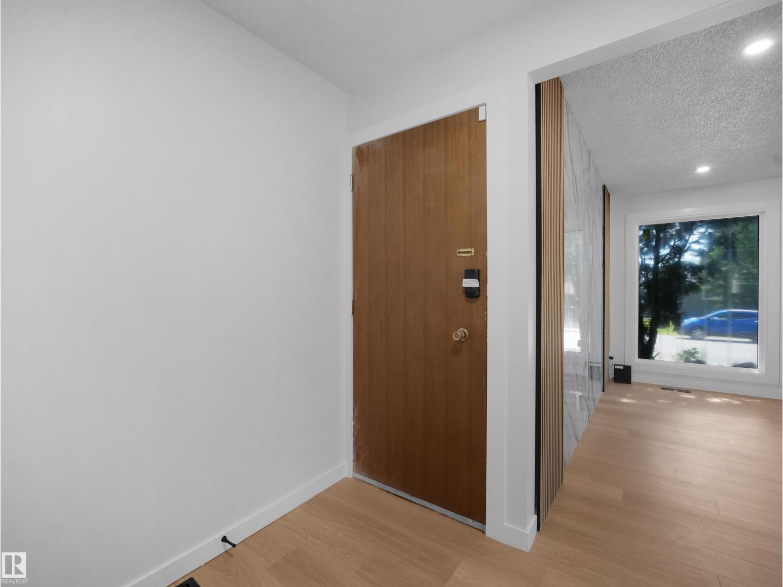 8804 19 AV NW - photo 3