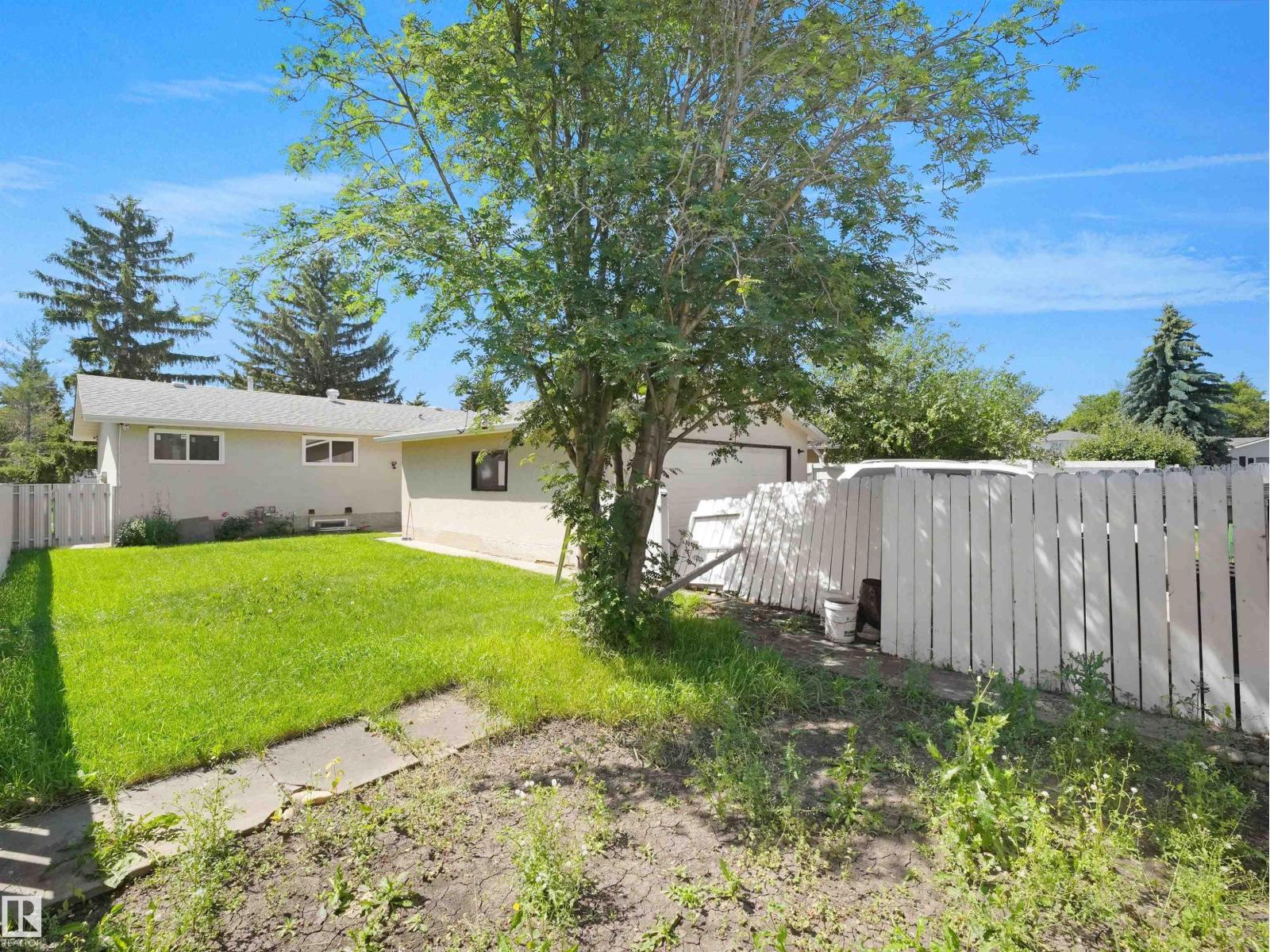 8804 19 AV NW - 55
